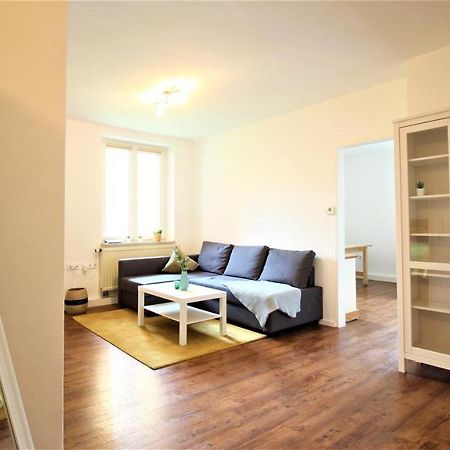 Zentral Wohnen - Inkl. Privatem Stellplatz Apartment Вюрцбург Екстериор снимка