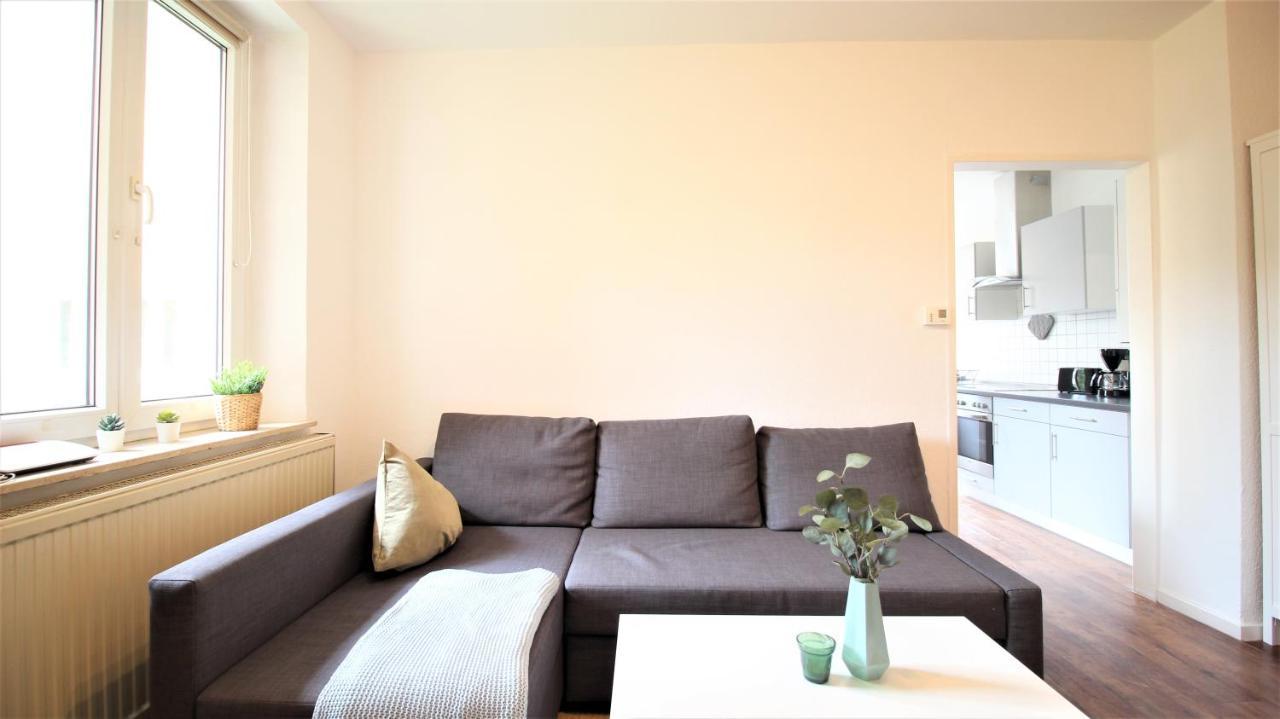 Zentral Wohnen - Inkl. Privatem Stellplatz Apartment Вюрцбург Екстериор снимка